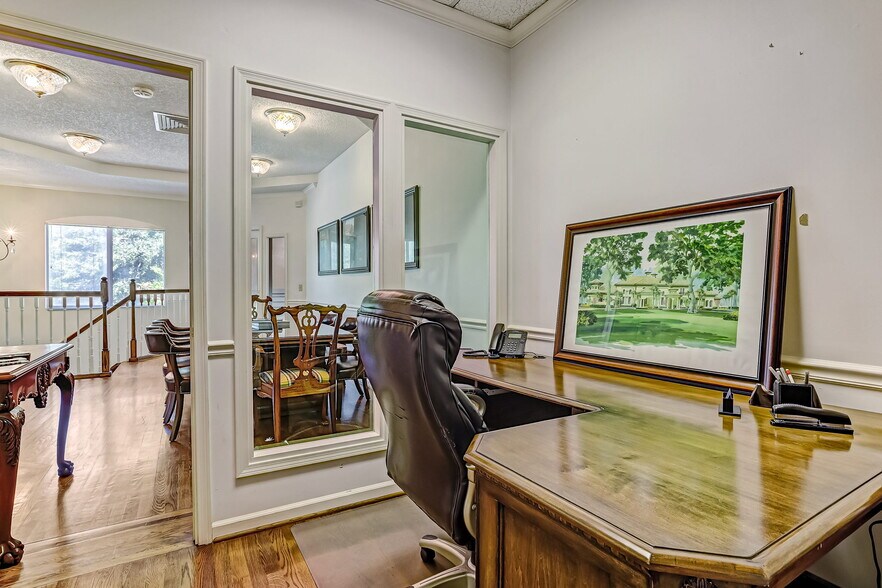 More Photos Of 5233 San Jose Blvd, Jacksonville Office Residential For Lease