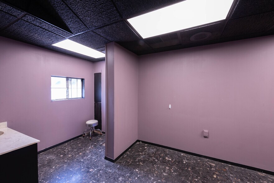 More Photos Of 312 E 2nd St, Alice Healthcare For Sale