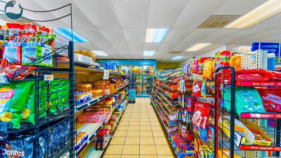 More Photos Of 5370 Highway 67 W, Fulton Convenience Store For Sale