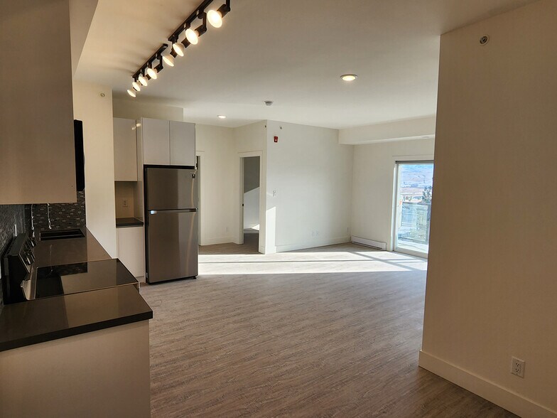 More Photos Of 4010 Walters St, Merritt Apartments For Sale