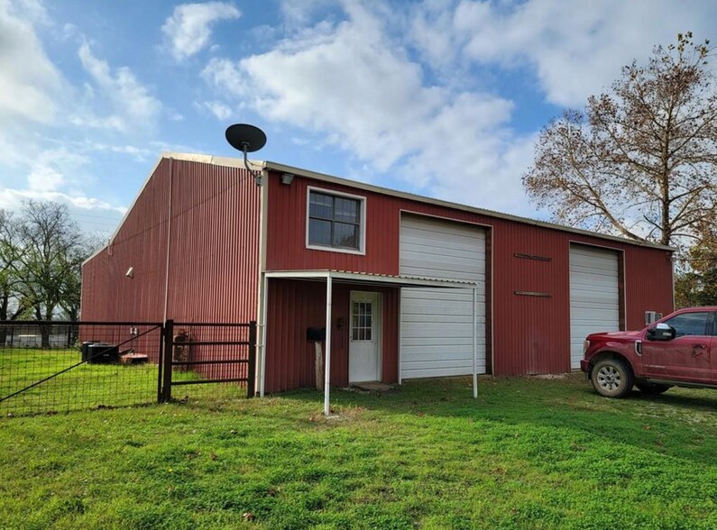 Primary Photo Of 221-E Avenue C, Milano Industrial For Lease