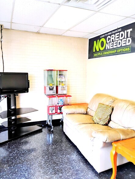 More Photos Of 925 S 77 Sunshine Strip, Harlingen Freestanding For Sale