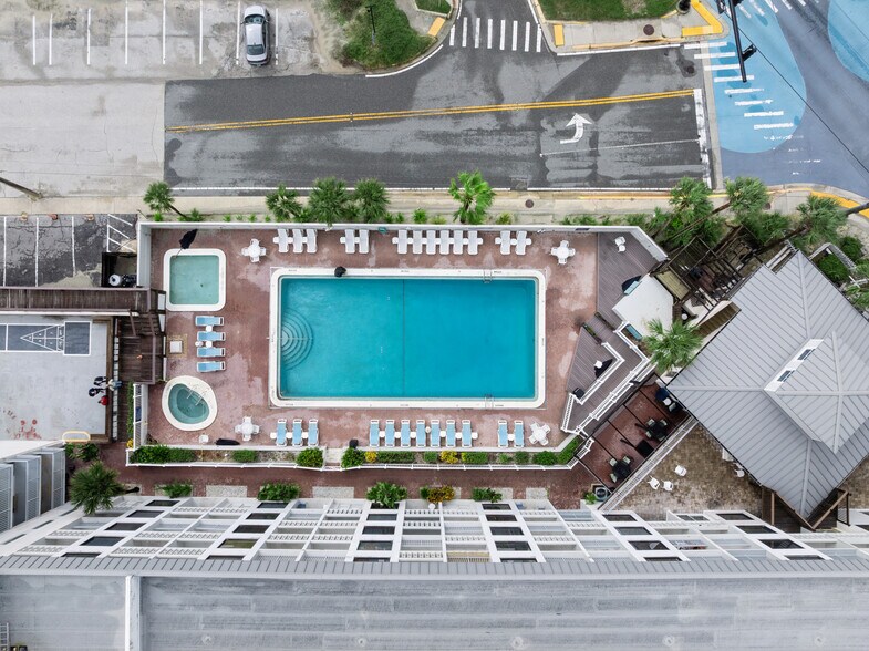 More Photos Of 1025 S Atlantic Ave, Daytona Beach Hospitality For Sale