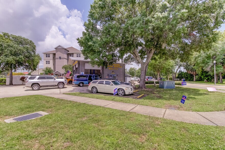 More Photos Of 600 Saint Petersburg Dr E, Oldsmar Auto Repair For Sale