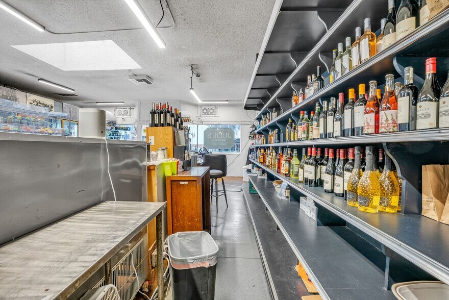 More Photos Of 45 Visitacion Ave, Brisbane Freestanding For Sale