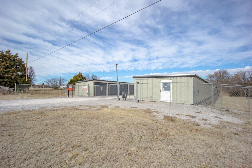More Photos Of 6240 US Hwy 277, Elgin Industrial For Sale
