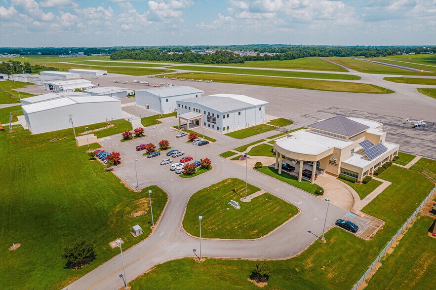 More Photos Of 200 Outlaw Field Rd, Clarksville Land For Lease