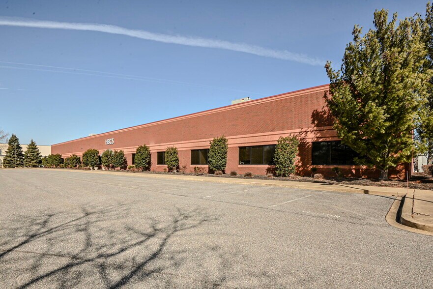 More Photos Of 118 Lukens Dr, New Castle Unknown For Lease