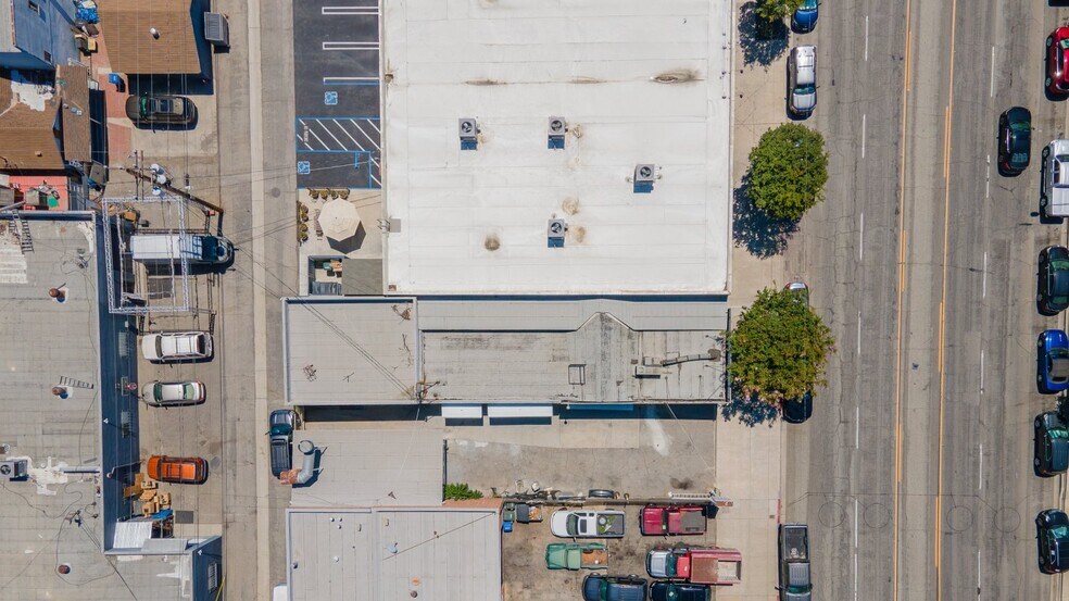 More Photos Of 1104 S Victory Blvd, Burbank Auto Repair For Sale