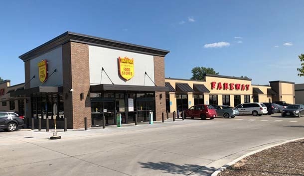 More Photos Of 4201-4313 Fleur Dr, Des Moines Unknown For Lease