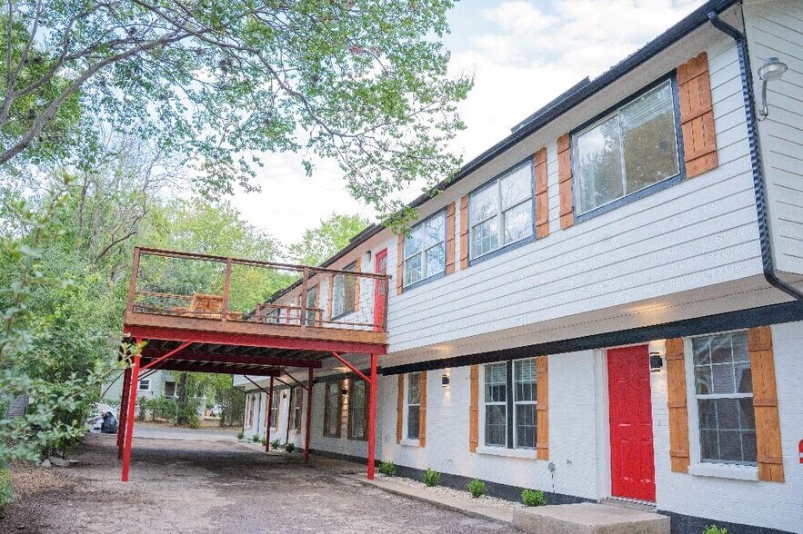 More Photos Of 2841 San Gabriel St, Austin Specialty For Sale