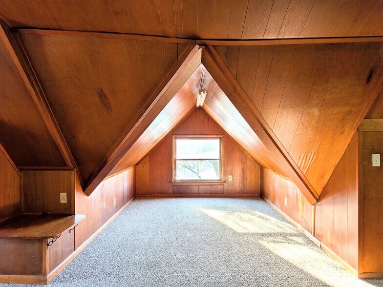 More Photos Of 18 5th St NE, Massillon Apartments For Sale