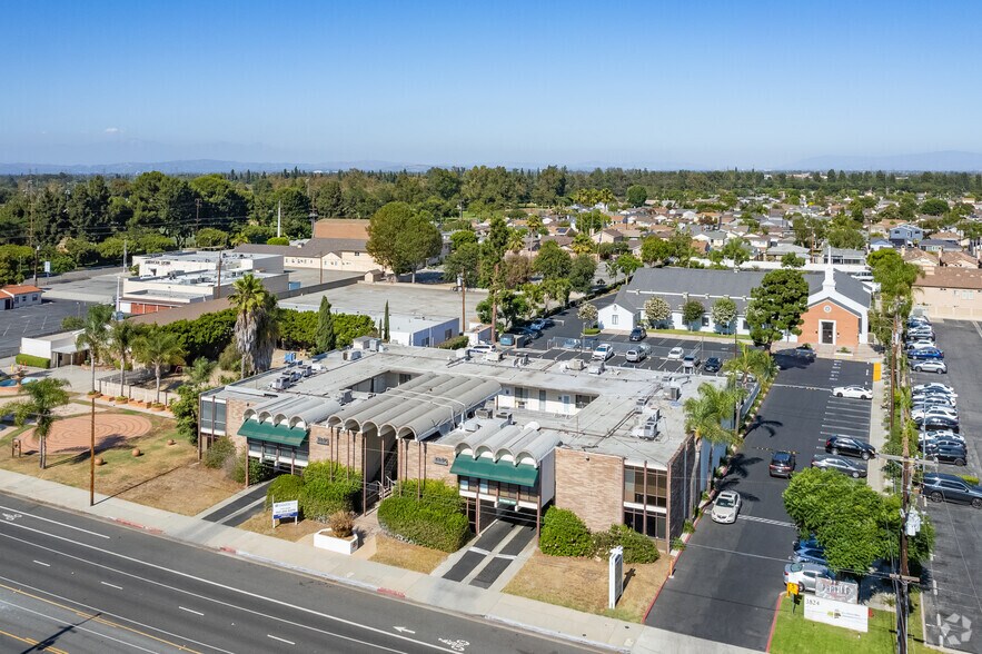 More Photos Of 3840 Woodruff Ave, Long Beach Medical For Lease