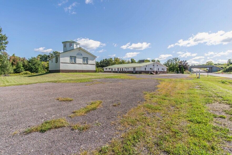 More Photos Of 17321 Old Rome State Rd, Watertown Funeral Home For Sale