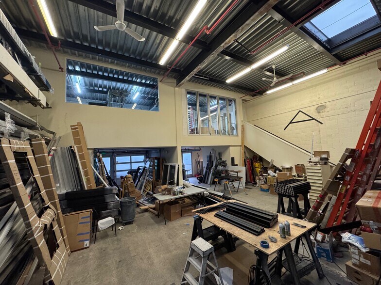 More Photos Of 1940 Union St, Oakland Warehouse For Lease