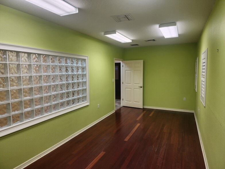 More Photos Of 2344 Crestover Ln, Wesley Chapel Medical For Lease