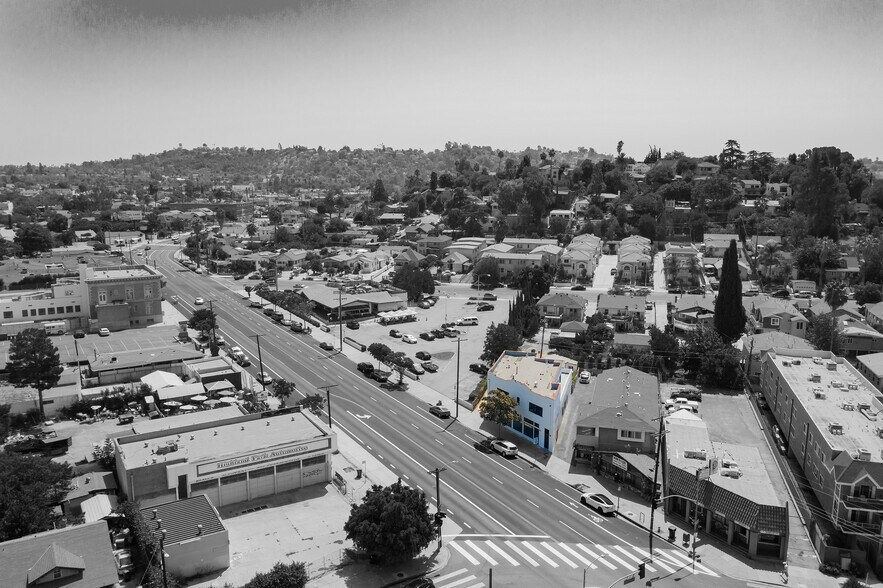 More Photos Of 6012 York Blvd, Los Angeles Office For Lease