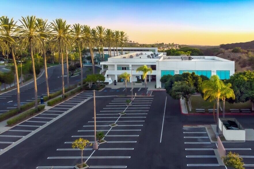 More Photos Of 4000 Mystra Dr, Oceanside Religious Facility For Lease