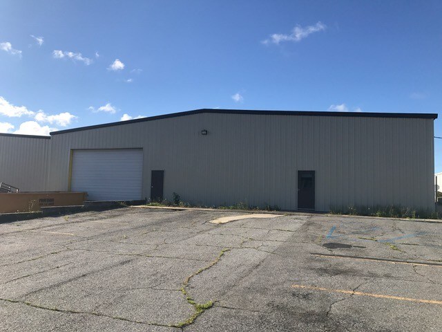More Photos Of 515 Highland Dr, Valdosta Warehouse For Lease