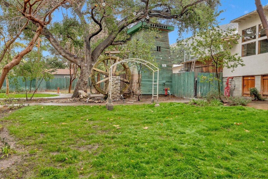 More Photos Of 12117 Sierra Hwy, Santa Clarita Hotel For Sale