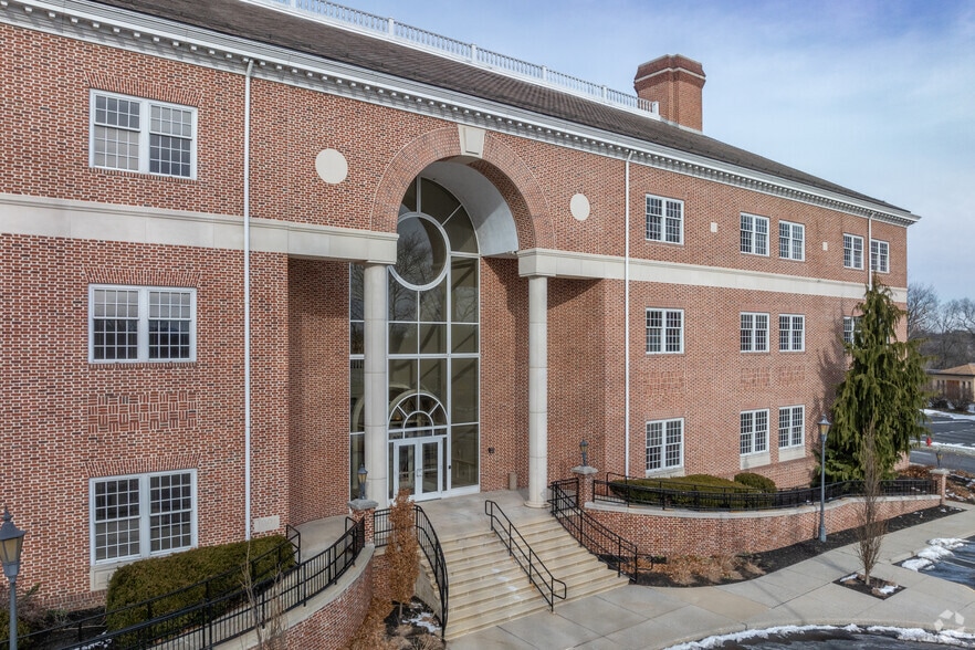 More Photos Of 4242 Carlisle Pike, Camp Hill Office For Lease