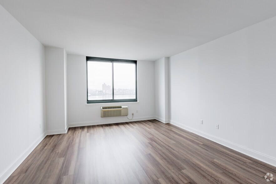 More Photos Of 100 Tower Dr, Edgewater Apartments For Lease