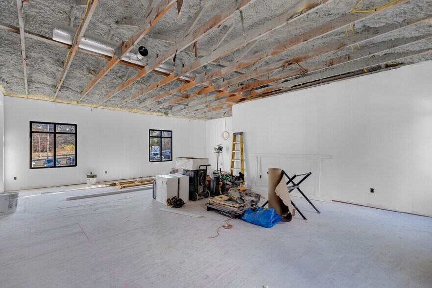 More Photos Of 737 Bridgeport Ave, Shelton Storefront For Lease