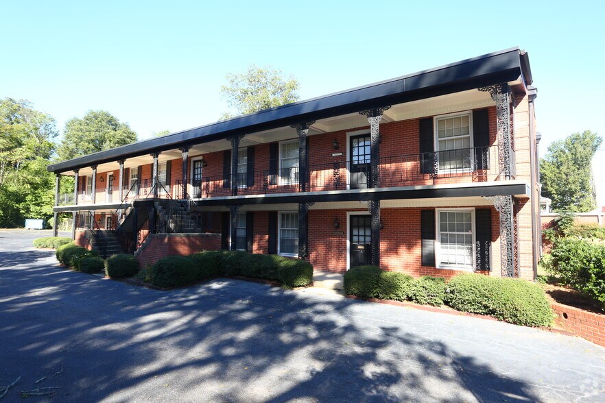 More Photos Of 1911 Barnwell St, Columbia Office Residential For Lease