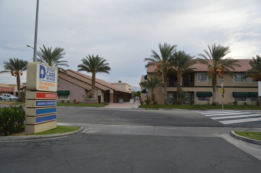 More Photos Of 81880 Dr Carreon Blvd, Indio Medical For Lease