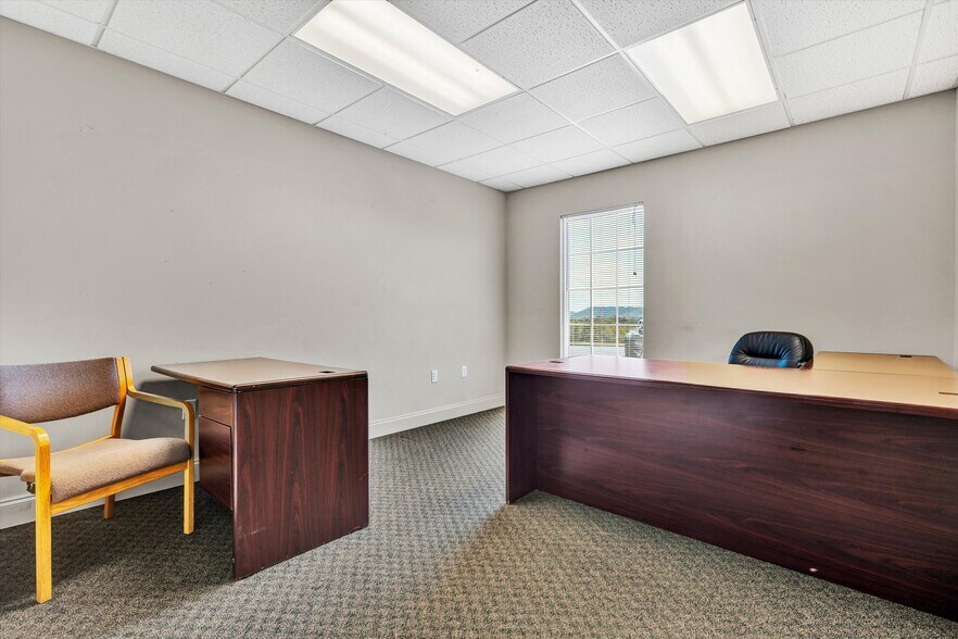 More Photos Of 180 Amt Tech Dr, Rocky Mount Medical For Sale