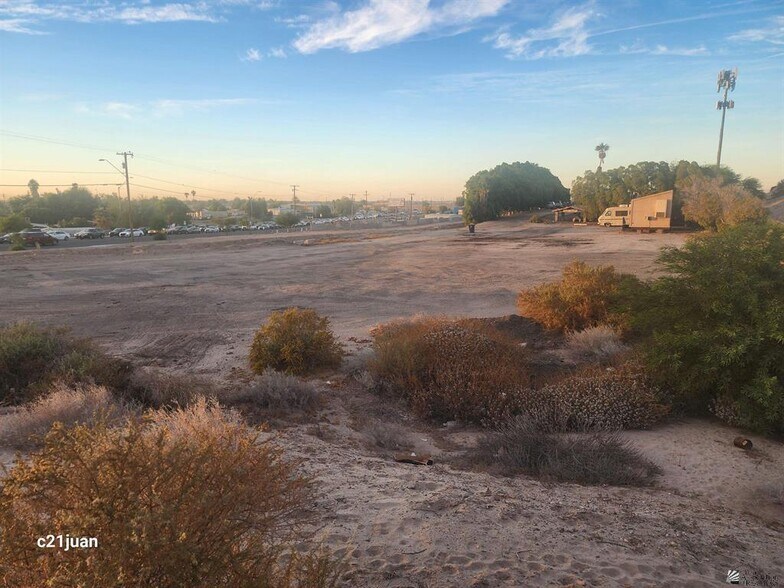 More Photos Of 1063 N Main St, San Luis Specialty For Sale