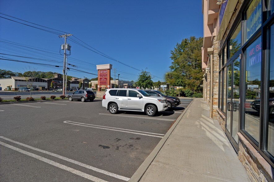 More Photos Of 1709 State Route 35, Oakhurst Freestanding For Lease