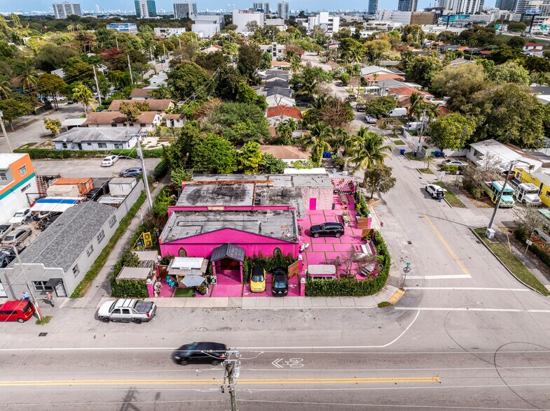 More Photos Of 195 NW 40th St, Miami General Retail For Sale
