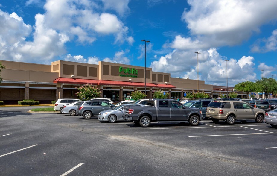 More Photos Of 106 Altama Connector, Brunswick General Retail For Lease