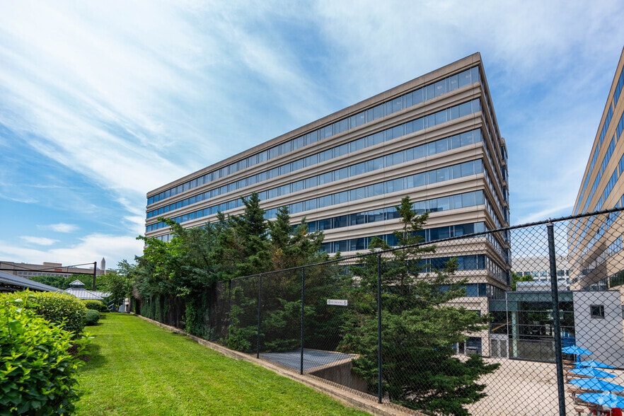 More Photos Of 600 Maryland Ave SW, Washington Unknown For Lease