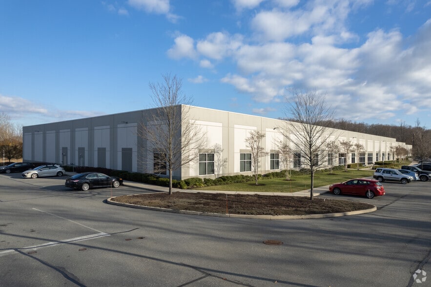 More Photos Of 290 National Rd, Exton Manufacturing For Lease