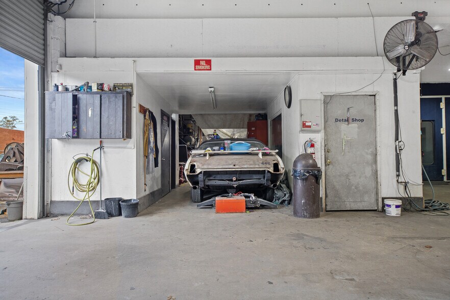 More Photos Of 220 White Horse, Egg Harbor City Auto Repair For Sale