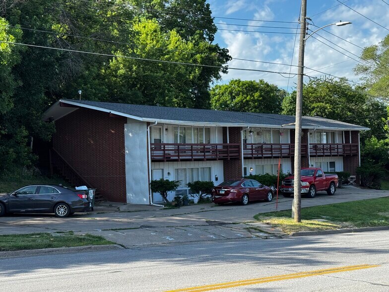 More Photos Of 2701-2727 Hubbell Ave, Des Moines Apartments For Sale