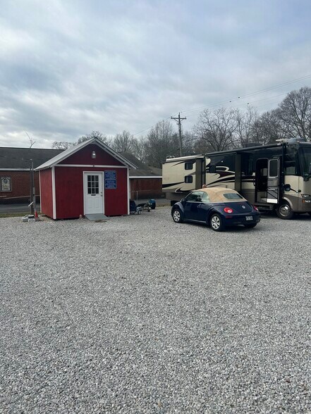 More Photos Of 820 4th ave SW Ave, Red Bay Manufactured Housing Mobile Home Park For Sale