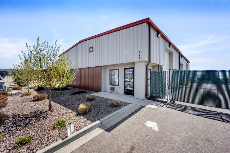 More Photos Of 7315 McClain Pt, Colorado Springs Warehouse For Sale