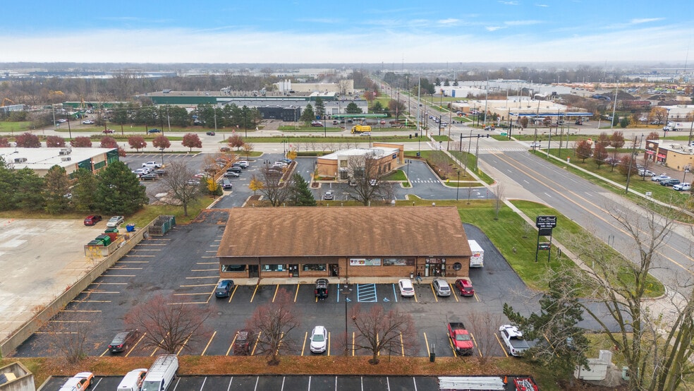 More Photos Of 5625-5655 18 Mile Rd, Sterling Heights Storefront For Sale