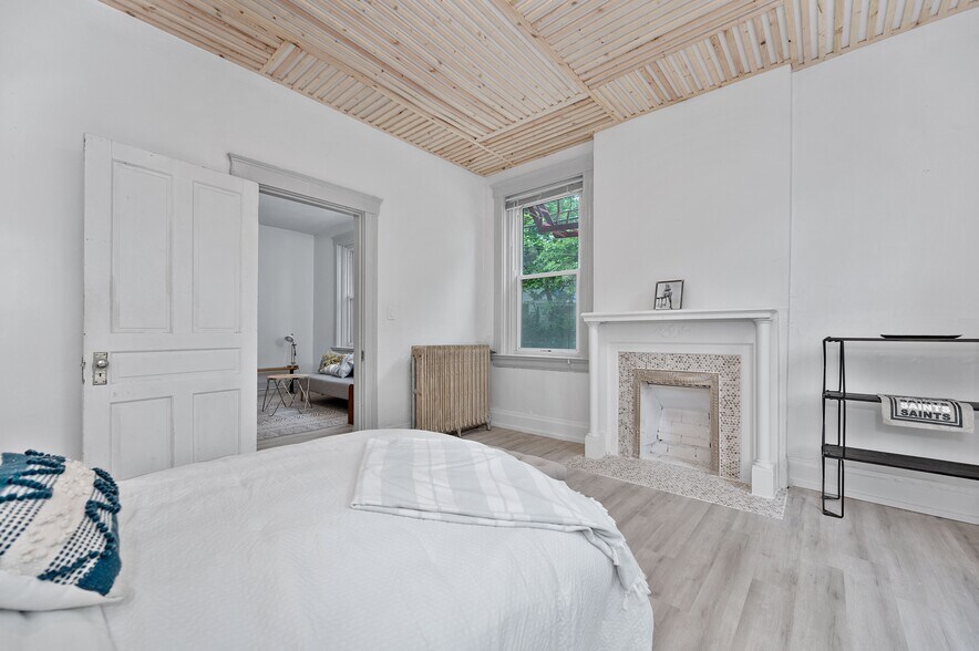 More Photos Of 4431 Allison St, Norwood Apartments For Sale