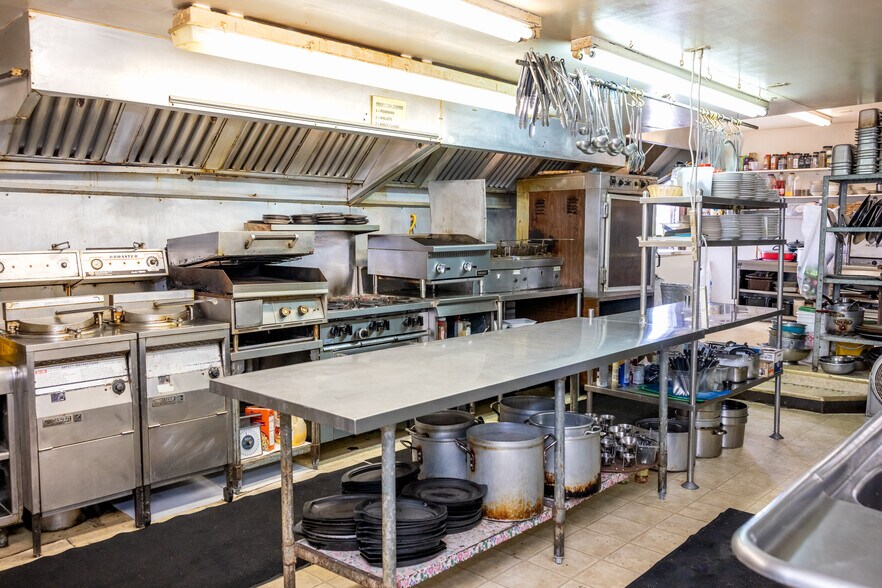 More Photos Of N4175 Alpine Ln, Pound Restaurant For Sale