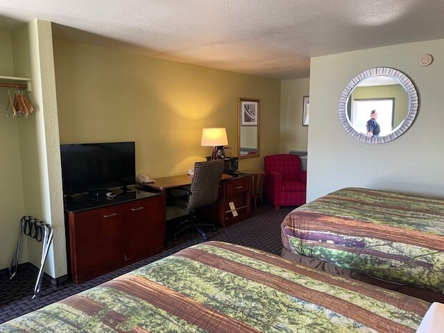 More Photos Of 37760 US Highway 50, Gunnison Hotel For Sale