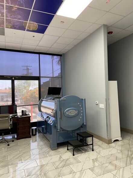 More Photos Of 209 N Pacific Ave, San Pedro Medical For Sale