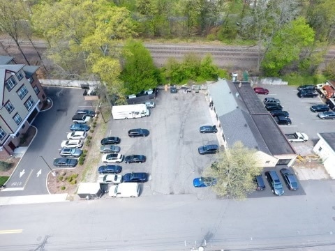 More Photos Of 176 Chestnut St, Ridgewood Auto Repair For Sale