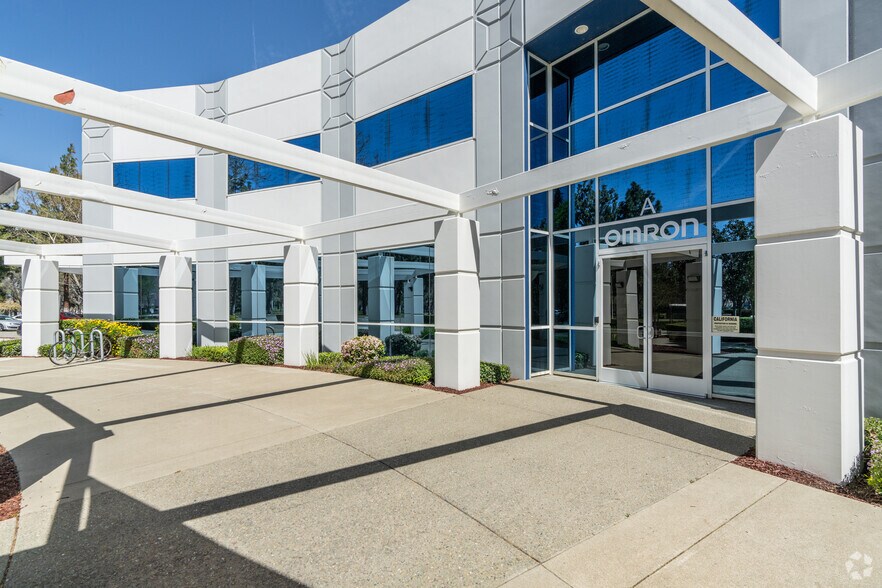More Photos Of 4225 Hacienda Dr, Pleasanton Warehouse For Lease