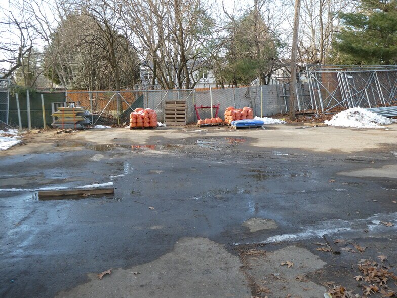 More Photos Of 127 Haddon Ave, Berlin Township Flex For Sale