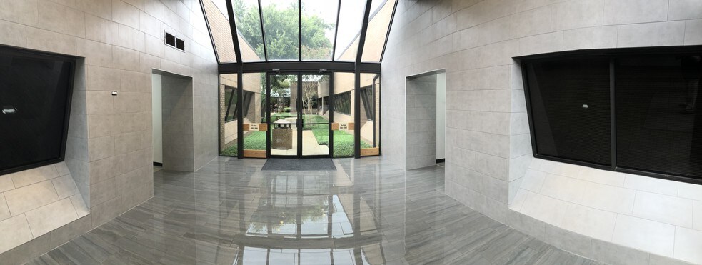 More Photos Of 1701-1801 Gateway Blvd, Richardson Office For Lease