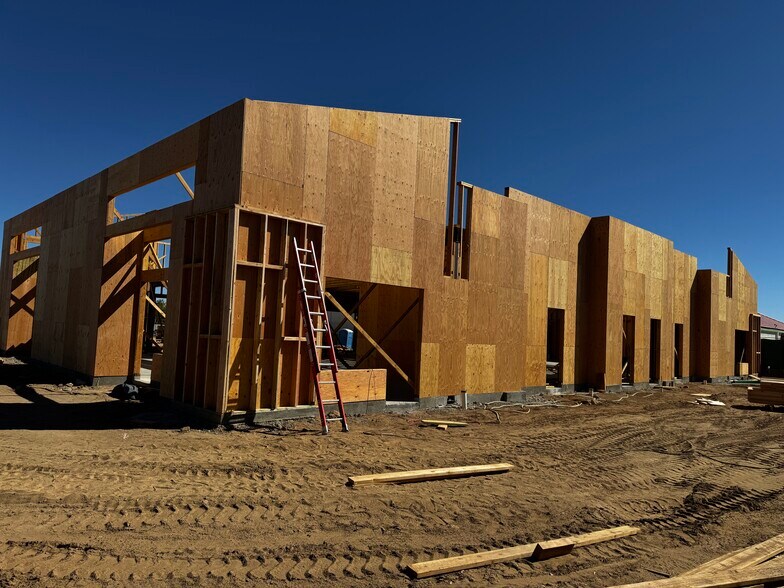 More Photos Of 15634 Main St, Hesperia Storefront For Lease